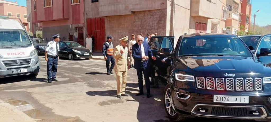 اليزيدي عامل قلعة السراغنة يقدم العزاء لأسرة الطيار الشهيد غسان البديري بعد حادث تحطم الطائرة