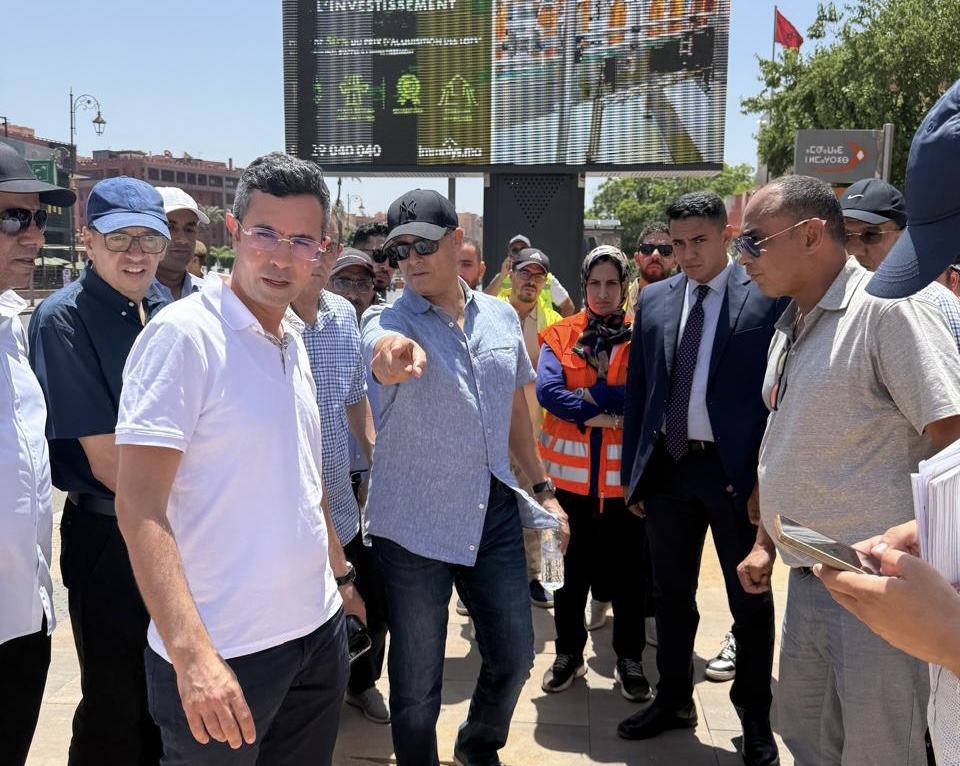 بالصور.. الوالي بنشيخي يتابع سير الأشغال بساحة جامع الفنا وشارع محمد الخامس ومرآب جنان الحارثي