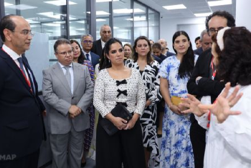 صاحبة السمو الملكي الأميرة للا أسماء والسيدة الأولى لجمهورية السلفادور تزوران مقر مؤسسة للا أسماء