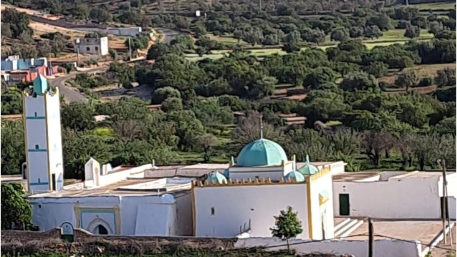 المدرسة العتيقة لأبي زكريا أمغار تحتضن لقاءً روحياً لتجديد الولاء للعرش العلوي