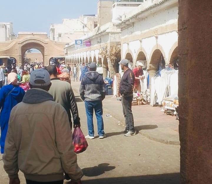 سلطات الصويرة تشن حملة واسعة لتحرير الملك العمومي بالمدينة العتيقة +صور