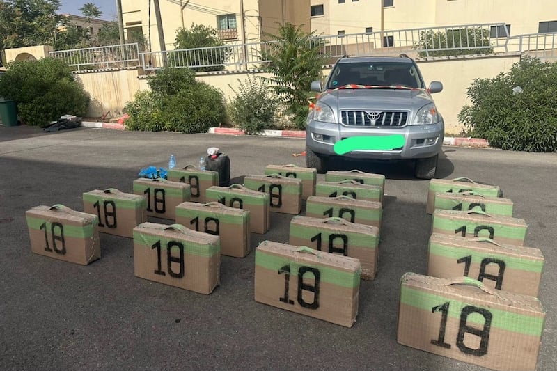 مصالح الدرك تحجز نصف طن من الشيرا وسيارة نفعية بميدلت