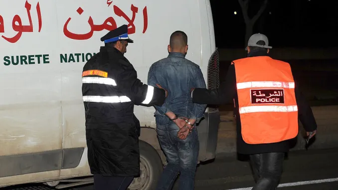الشرطة القضائية بمراكش توقف مبحوثًا عنه وتضبط 40 دراجة نارية و8 سيارات مزورة