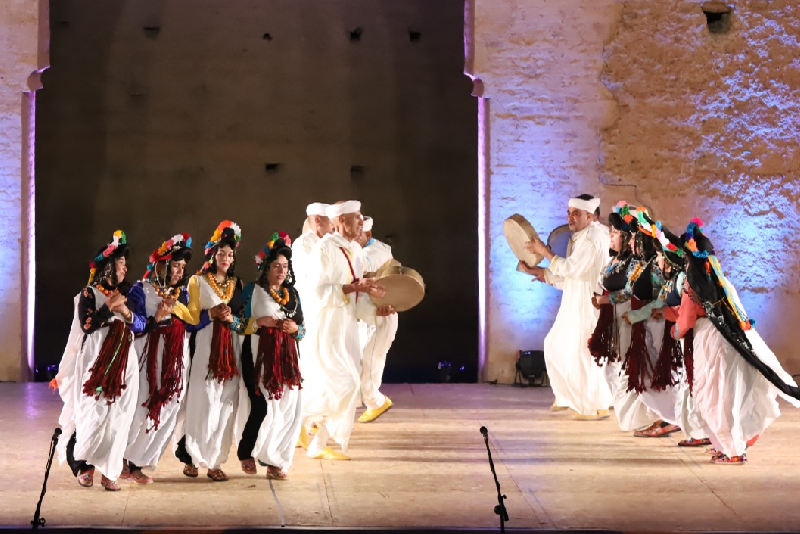 مهرجان الفنون الشعبية بمراكش.. أهازيج وأجواء احتفالية في استعراض للفرق الفلكلورية
