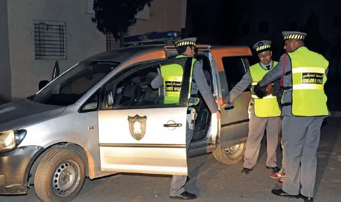 الدرك الملكي يداهم فيلا معدة للدعارة ويوقف خمسة أشخاص بالويدان