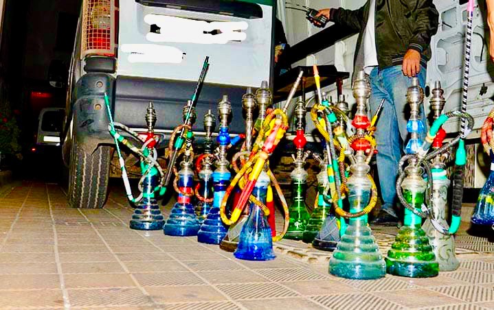 الجمارك تغرم مالكي ومسيري مقاهي الشيشة بمراكش بملايين الدراهم