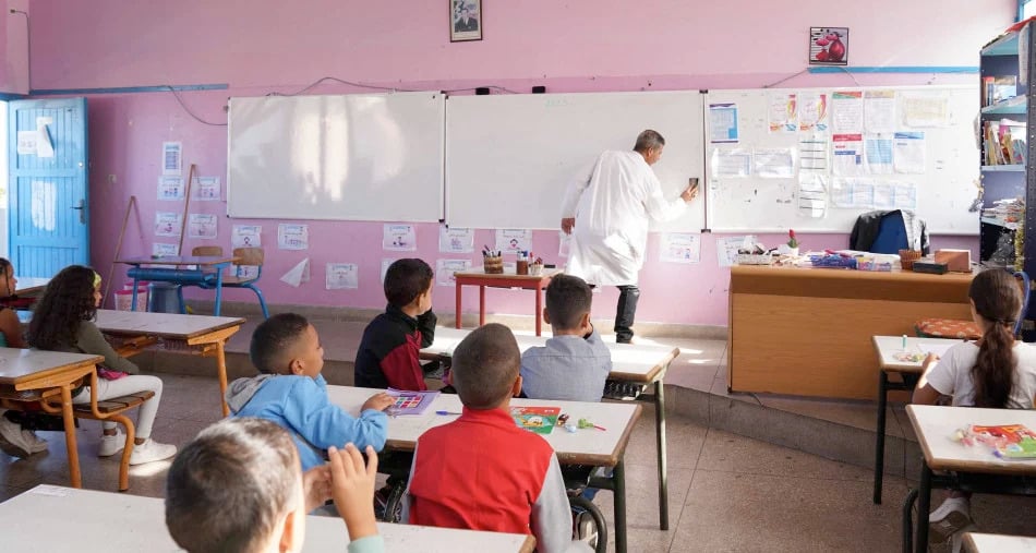 من 91 إلى 156 درهما للساعة.. ترقب مشروع يحسم في تعويضات الأساتذة