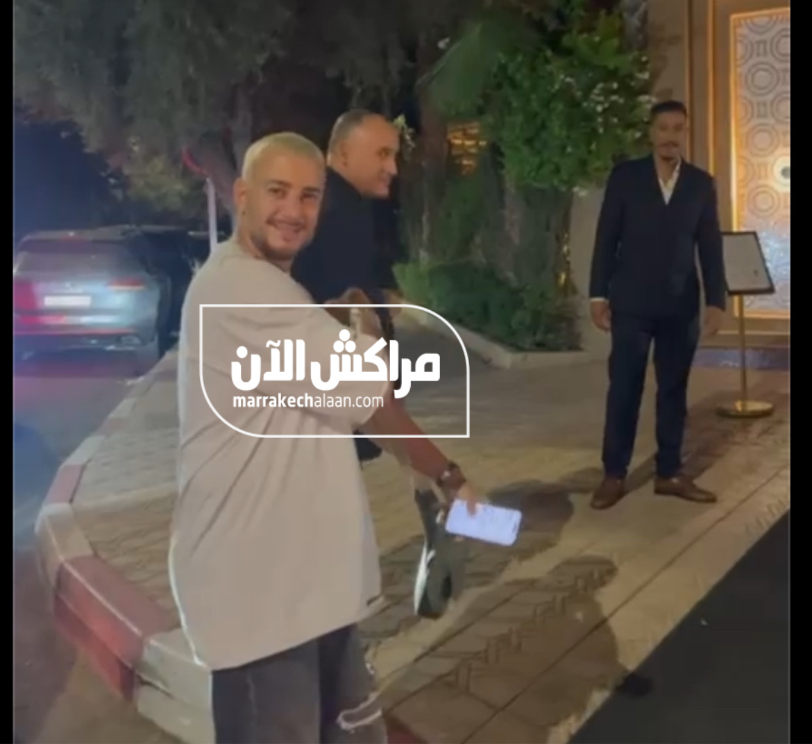 بالفيديو.. الفنان سعد لمجرد يحل باحدى مطاعم مراكش