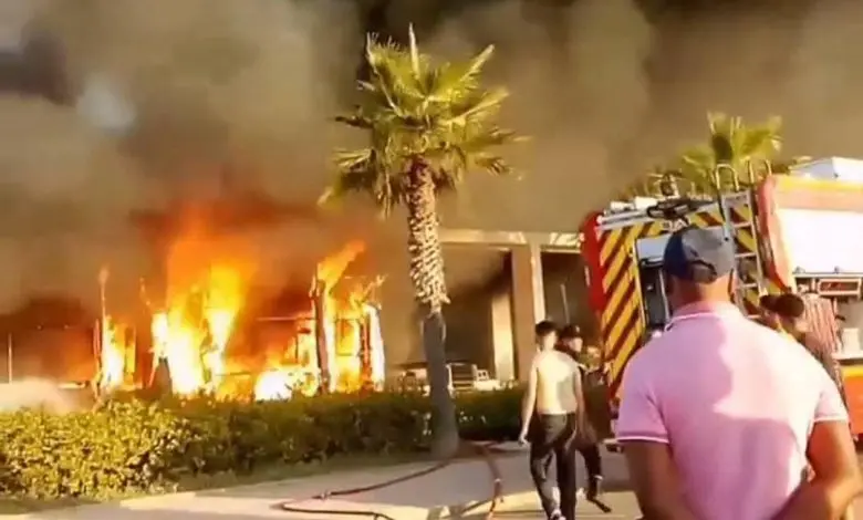 حريق يلتهم مقهى بمنتجع السعيدية دون تسجيل إصابات