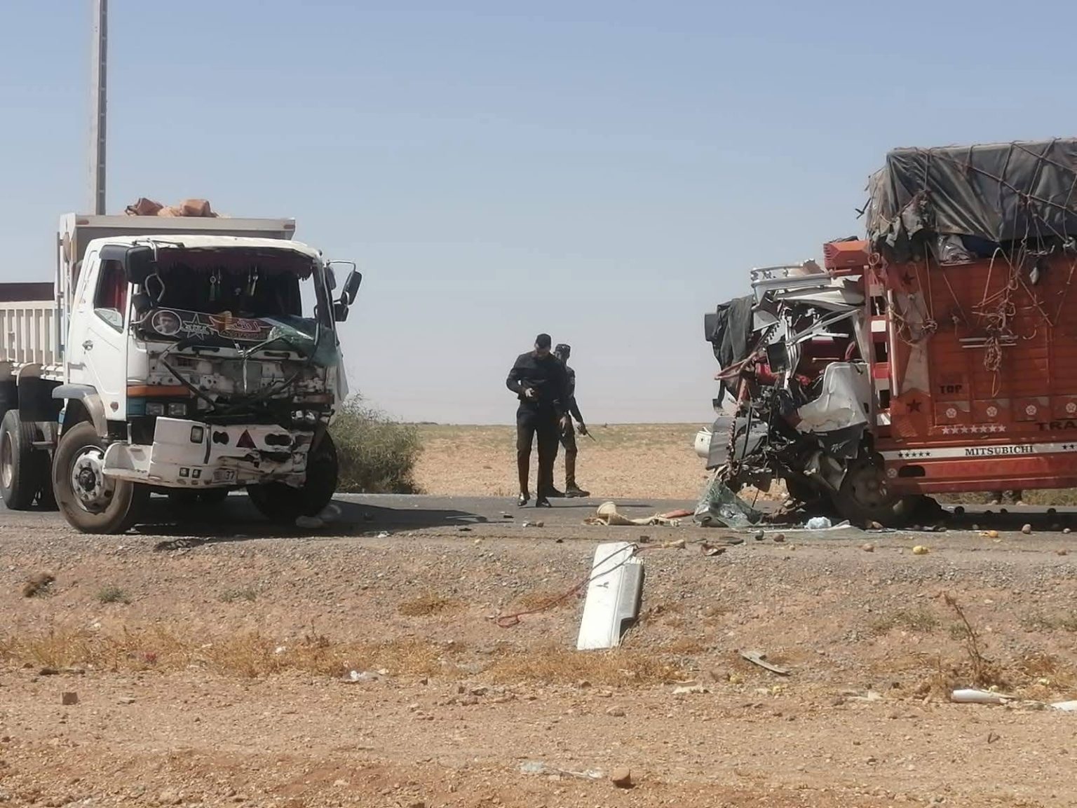 اصطدام عنيف بين شاحنتين يخلف إصابات ويعرقل السير بين ابن جرير وقلعة السراغنة