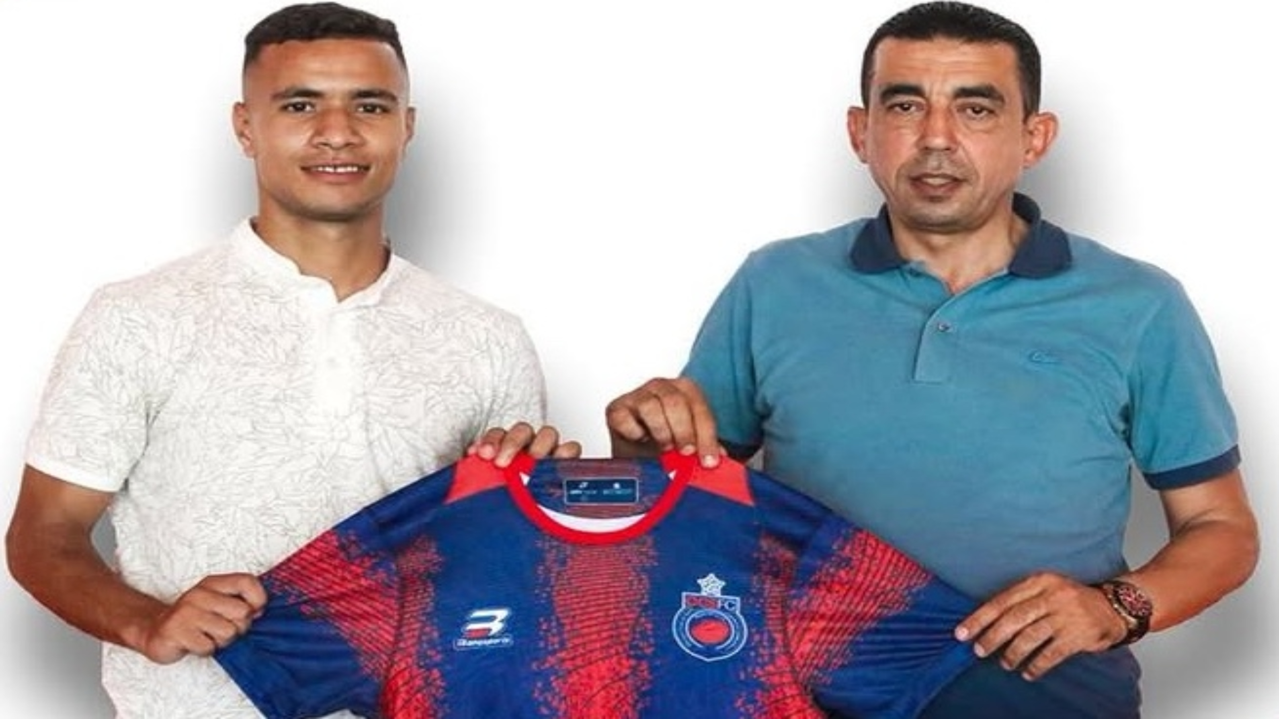 أولمبيك آسفي يضم اللاعب الشاب أحمد الهواري