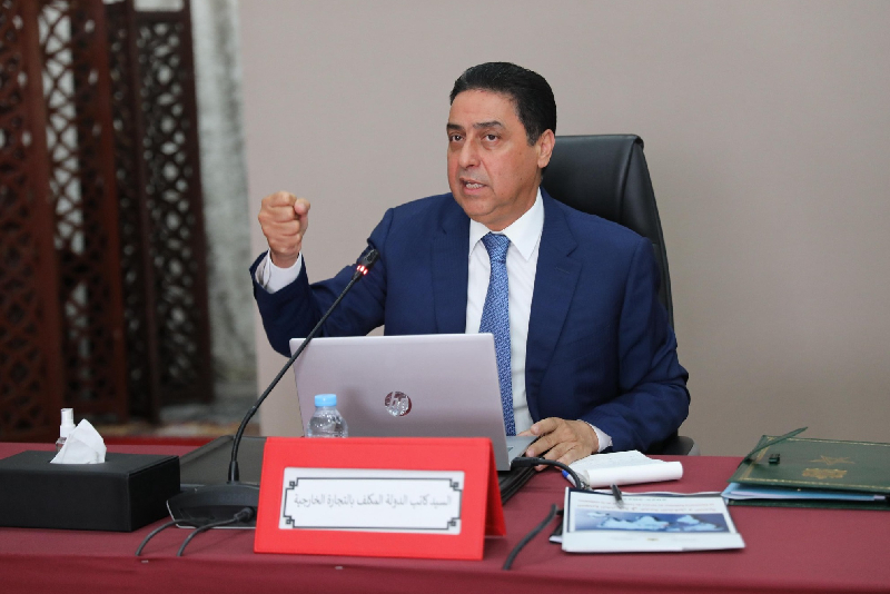 حجيـرة يؤكد على الدور المحوري للتجارة الخارجية في الاقتصاد الوطني