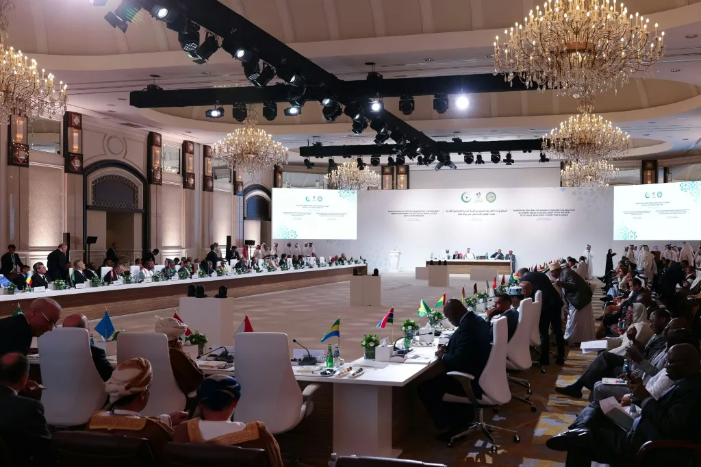 “قمة الدوحة” لبحث سبل الردّ على الهجوم الإسرائيلي