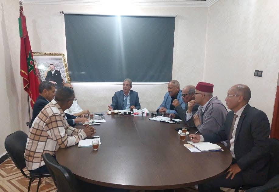المدير الاقليمي للتعليم بالصويرة يترأس اجتماعا استعدادا للدخول المدرسي +صور