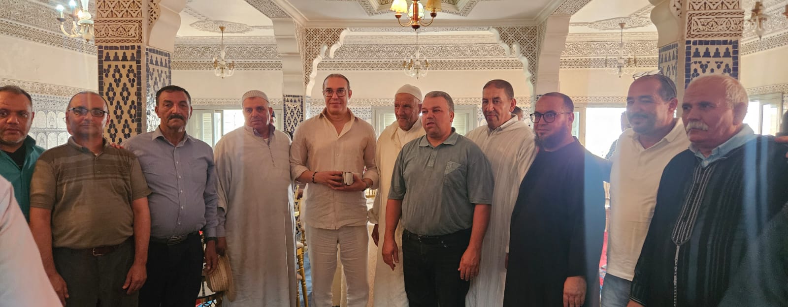 محمد أوزين يتقدم وفدًا حزبيًا لتقديم التعازي لعائلة اعمارة بشيشاوة