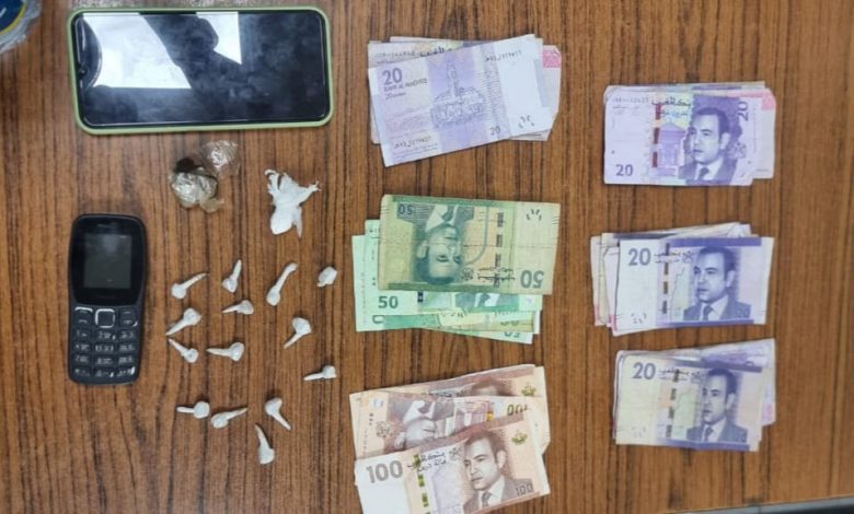 إيقاف مروج مخدرات بـ”أصيلة” بحوزته هيروين وكوكايين