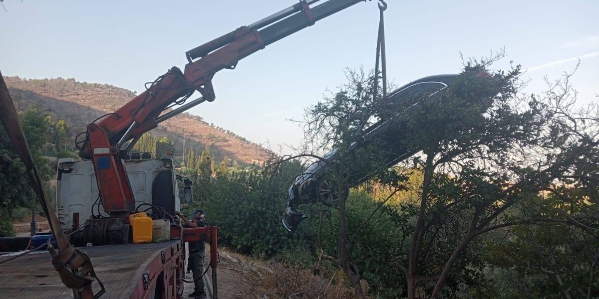 حادث خطير في بني ملال.. سائق سيارة يفرّ بعد التسبب في أضرار جسيمة بعين أسردون