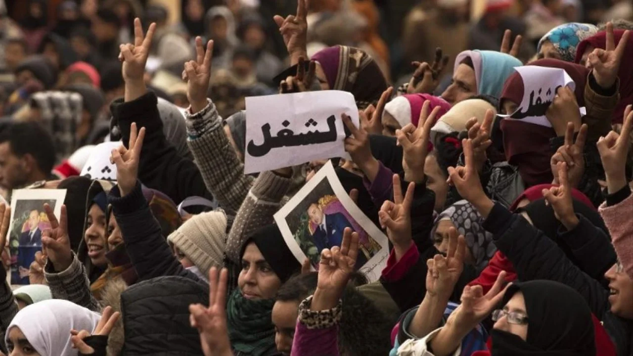 تقرير وطني يحذر من تفاقم هشاشة الشغل ويدعو إلى إصلاحات جذرية