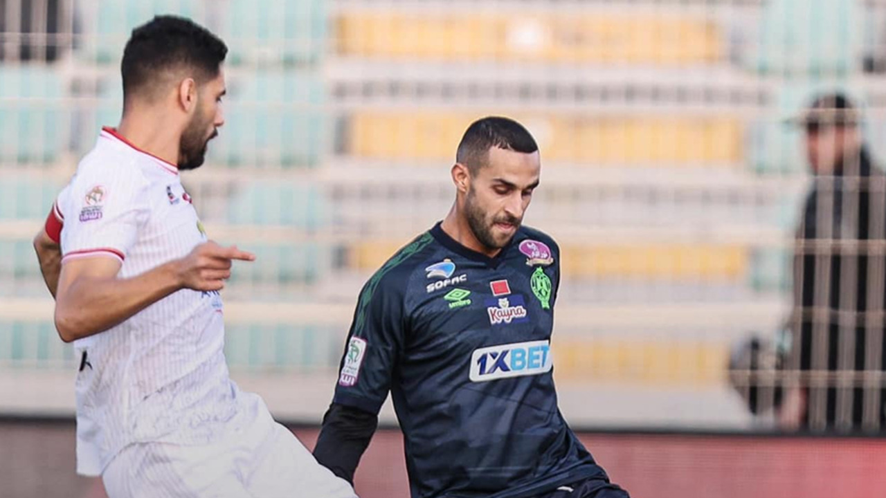 الدفاع الحسني الجديدي ينهزم أمام ضيفه الرجاء الرياضي (0-2)