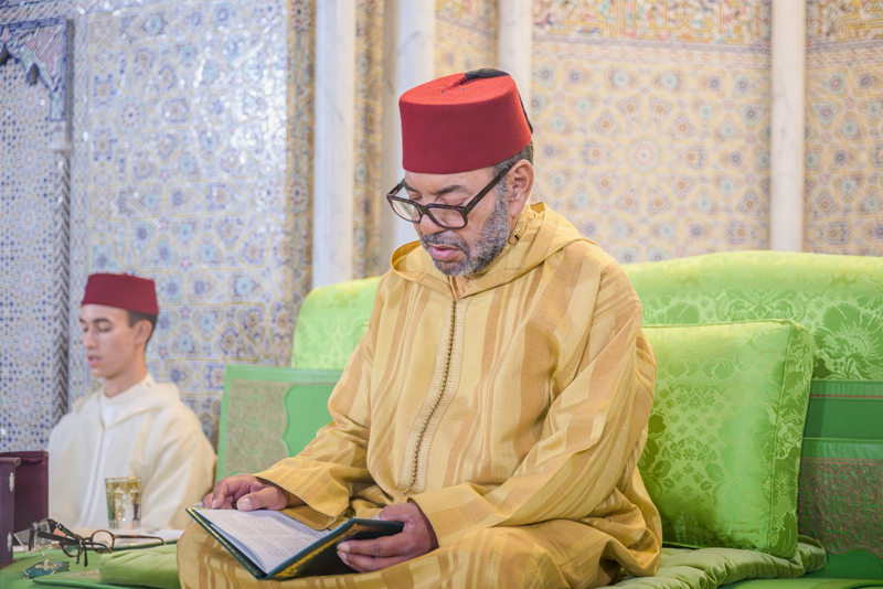 الملك يأمر المجلس العلمي بإصدار فتوى توضح للناس أحكام الشرع في الزكاة