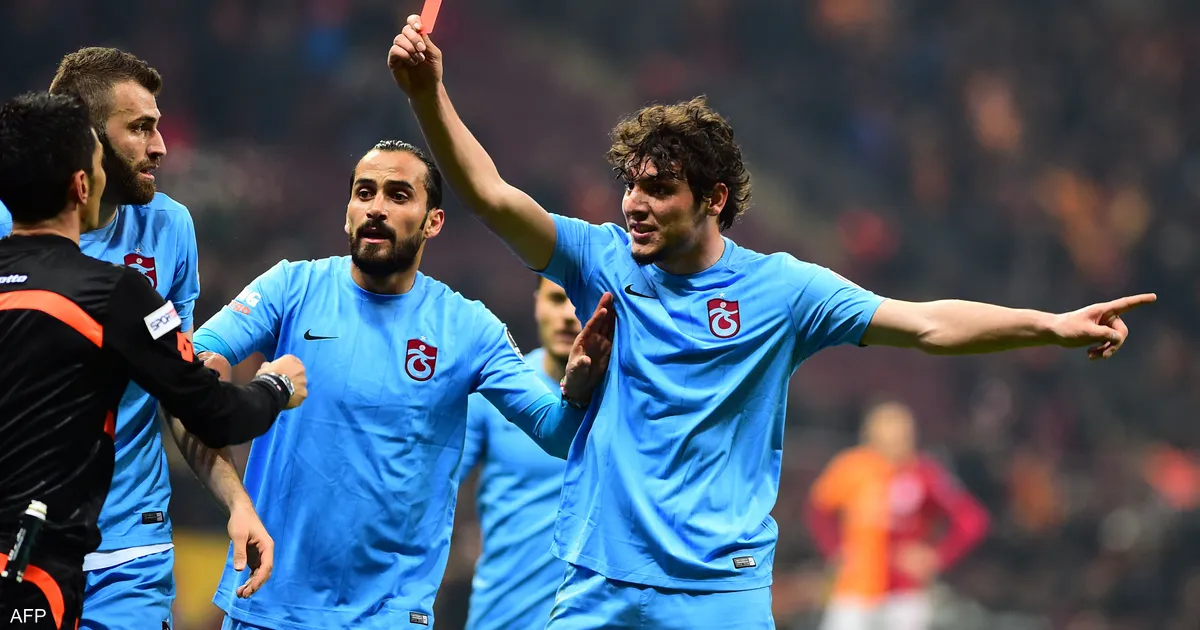 إيقاف 149 حكما تركيا بتهمة المراهنة على مباريات كرة القدم