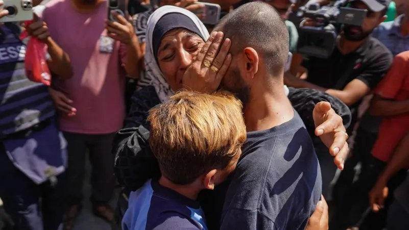 ضمن 72 ساعة.. انطلاق عملية نقل الأسرى الإسرائيليين والفلسطينيين