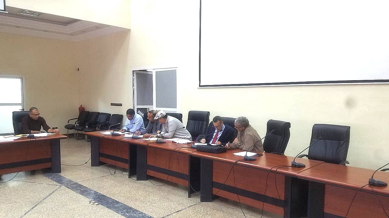 استعدادا لدورة استثنائية لمجلس آسفي.. لجنة المرافق تعقد اجتماعا لمناقشة هاته النقط