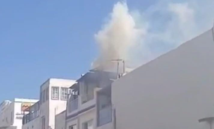حريق يأتي على محل للوجبات السريعة داخل أسوار المدينة العتيقة بالصويرة