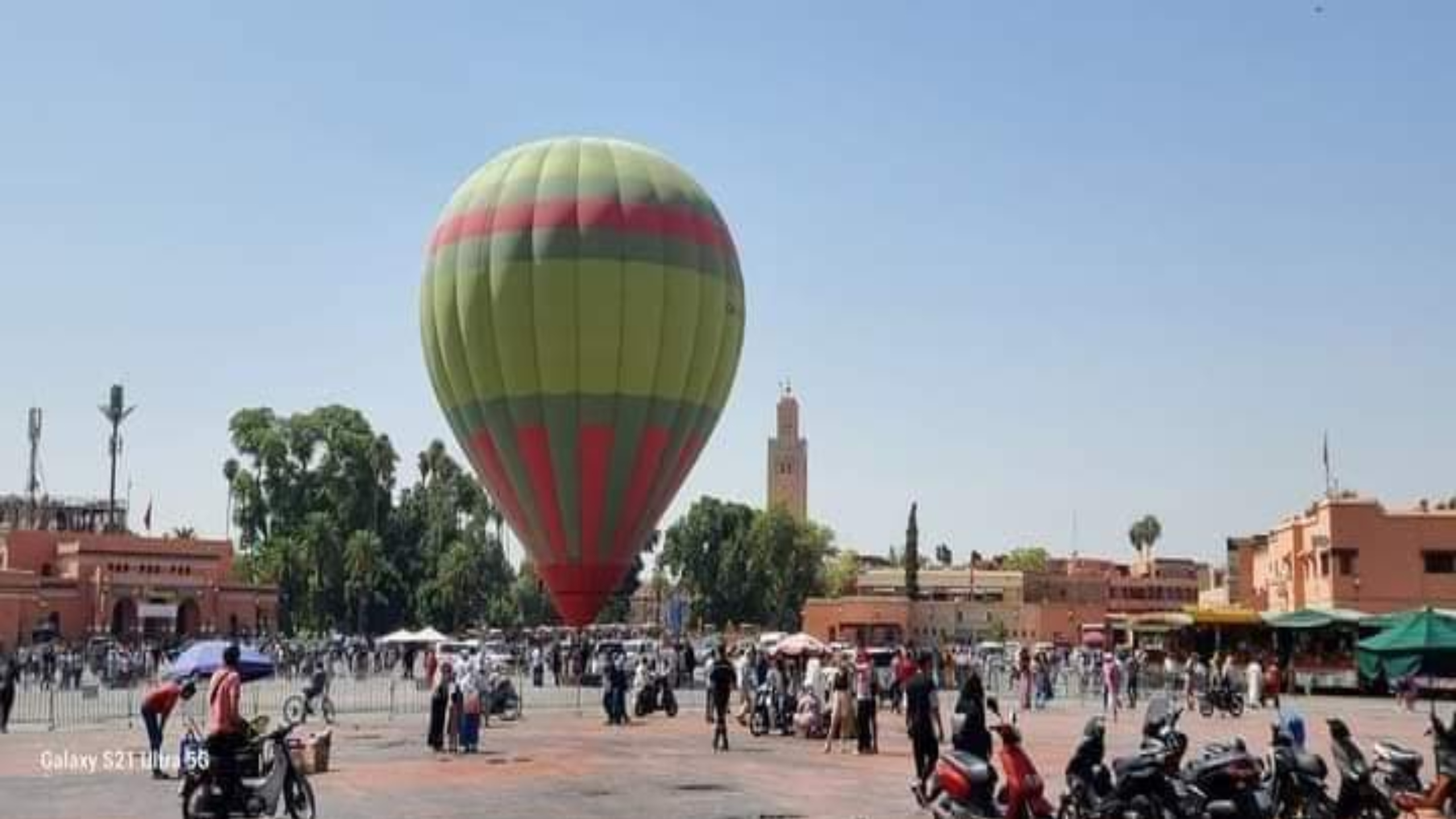 آفاق جديدة لسياحة مراكش.. المدينة الحمراء تستعد لإطلاق تجربة المناطيد الهوائية لزوارها