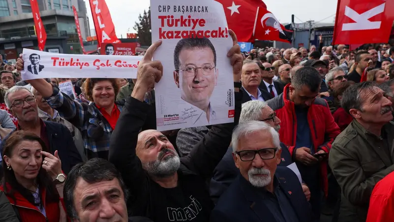 طمعا في تمويل حملته الانتخابية.. عمدة إسطنبول يشتبه تورطه في عمليات تجسس جديدة