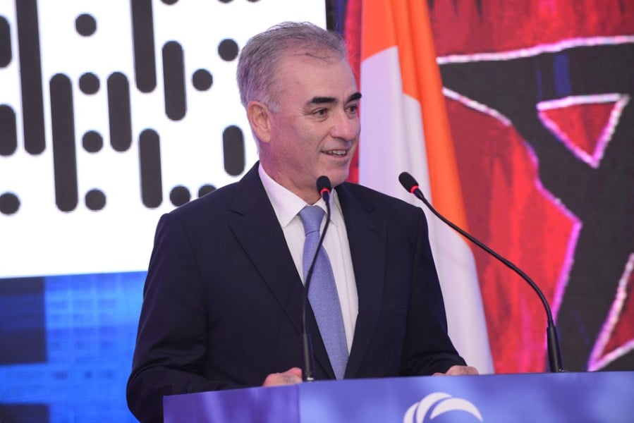 وكلاء ووسطاء التأمين يناقشون التأمينات الإجبارية في مواجهة الذكاء الاصطناعي