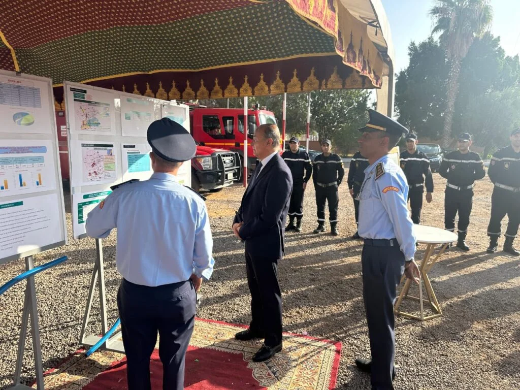عامل قلعة السراغنة يتفقد القيادة الإقليمية للوقاية المدنية ويشيد بجهود أطرها