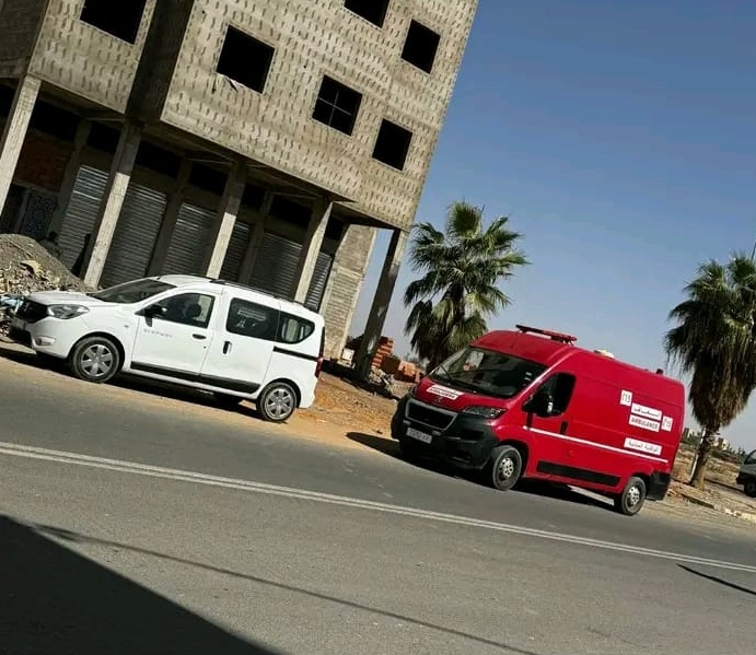 سقوط عامل بناء من الطابق الثالث بقلعة السراغنة