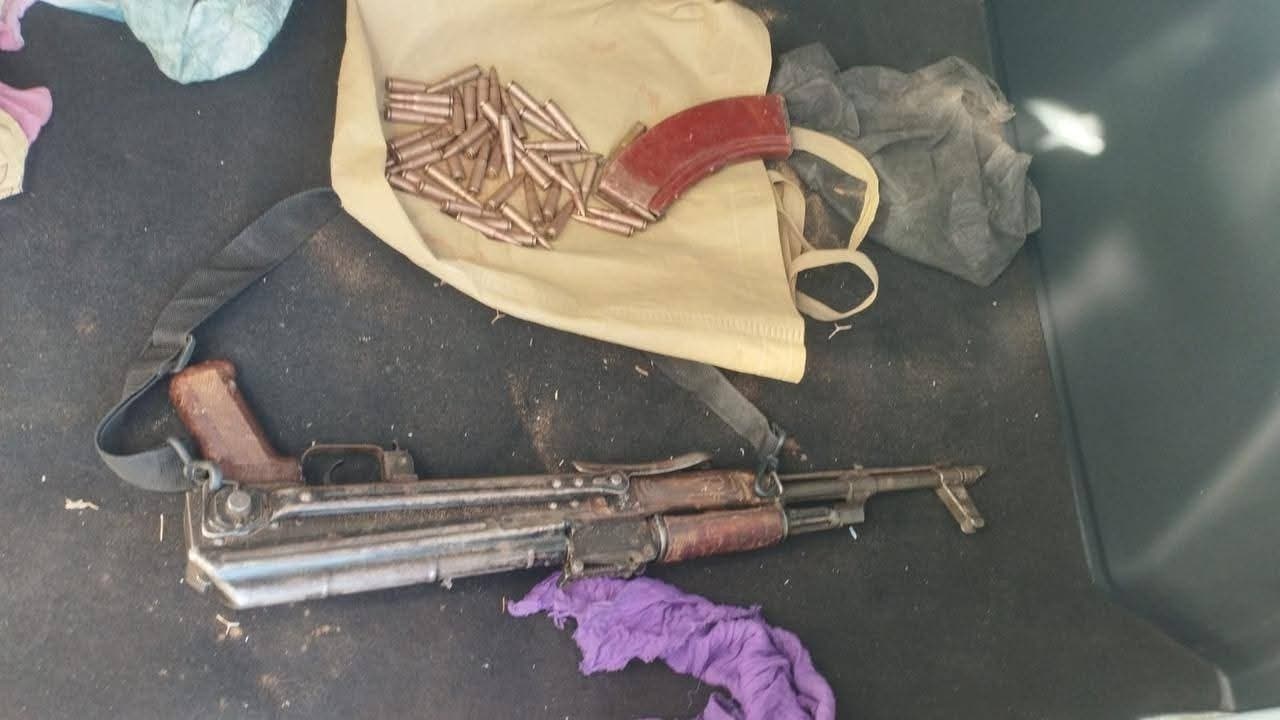 العثور على سلاح “كلاشينكوف” مدفون في غابة بضواحي أكادير