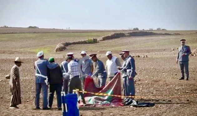 كلاب وراء اكتشاف جثة.. الدرك يسارع فك لغز قتل عشريني ببشاعة وتجريده من ثيابه ضواحي اسفي +صورة