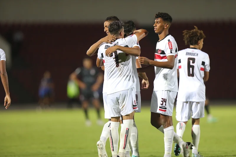 هدف تاريخي.. حارس شباب المحمدية يحيى الفيلالي يتحول إلى مهاجم وينقذ فريقه من الخسارة أمام اتحاد أبي الجعد