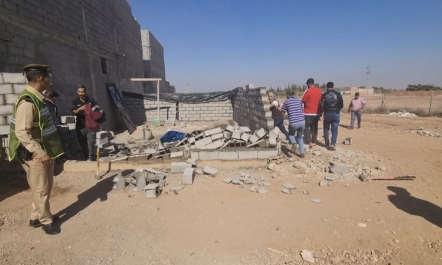 اقليم الحوز.. سلطات تمصلوحت تشن حملة ضد البناء العشوائي تسفر عن هدم بنايات غير قانونية