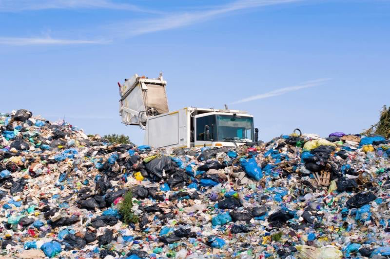 عامل نظافة يلقى حتفه داخل المطرح العمومي بحربيل بعد حادث دهس مأساوي