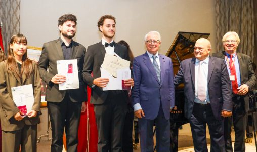 تتويج الفائزين بجوائز الدورة الـ 15 للمسابقة الدولية للبيانو لصاحبة السمو الملكي الأميرة للا مريم