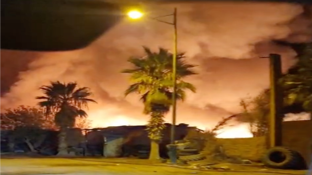 تطورات حريق أولاد حسون.. النيران تلتهم محلاً لبيع المواد الفلاحية بـ “النيميرو جمعة”