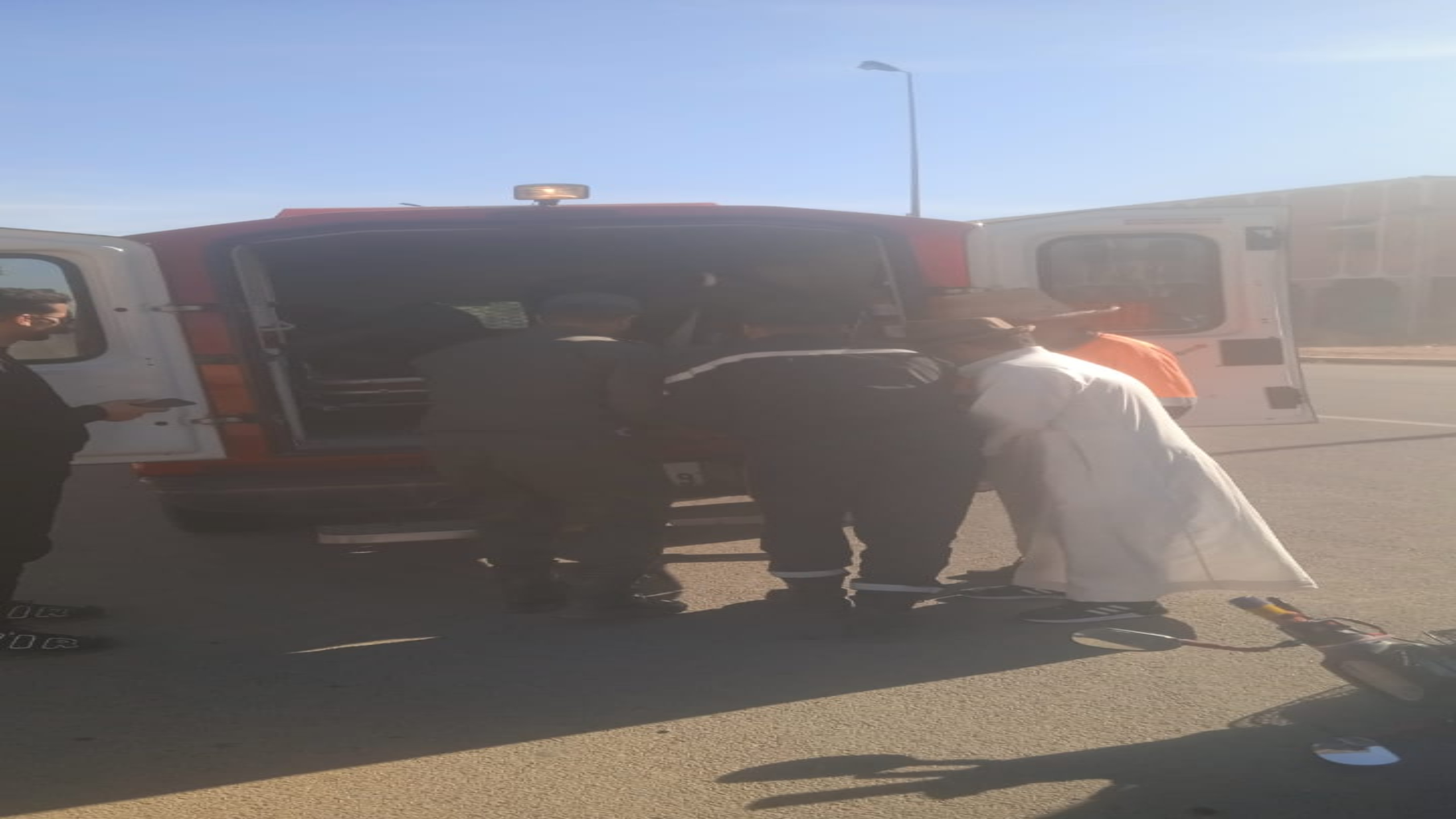 حادث سير خطير اثر اصطدام عنيف بين دراجتين ناريتين باقليم شيشاوة