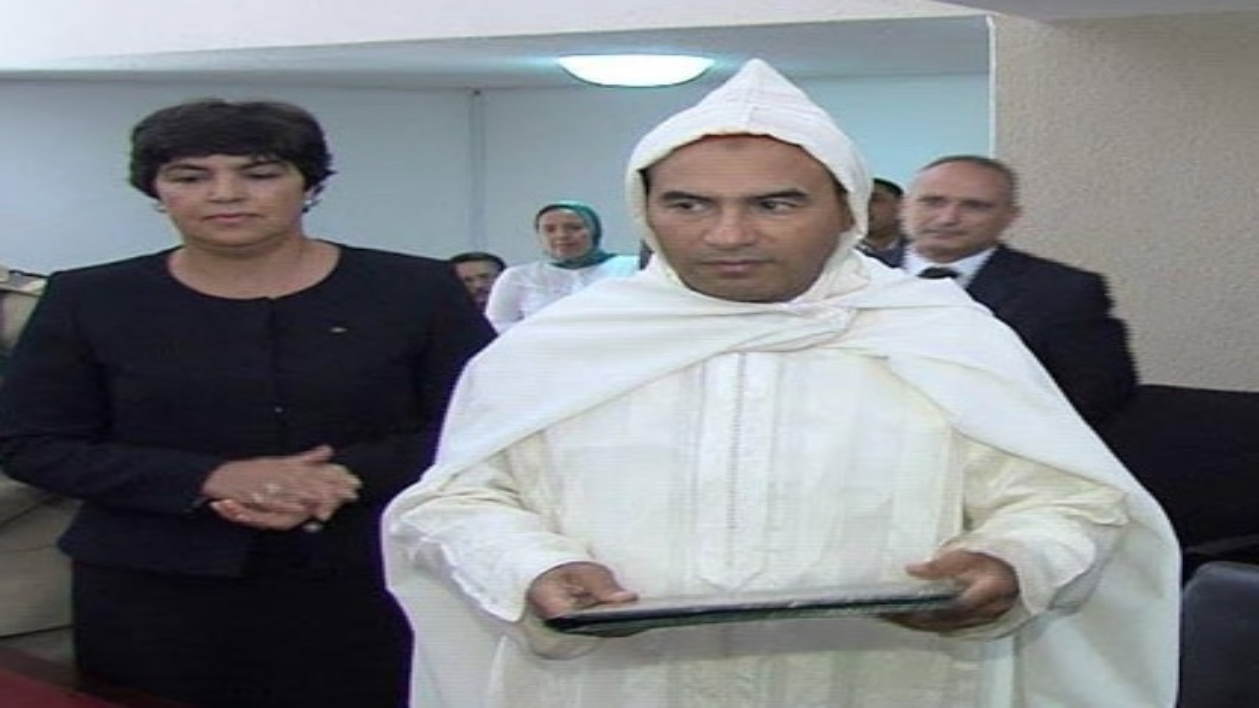 مصطفى المعزة عامل إقليم الحوز الجديد يستعد لمباشرة مهامه