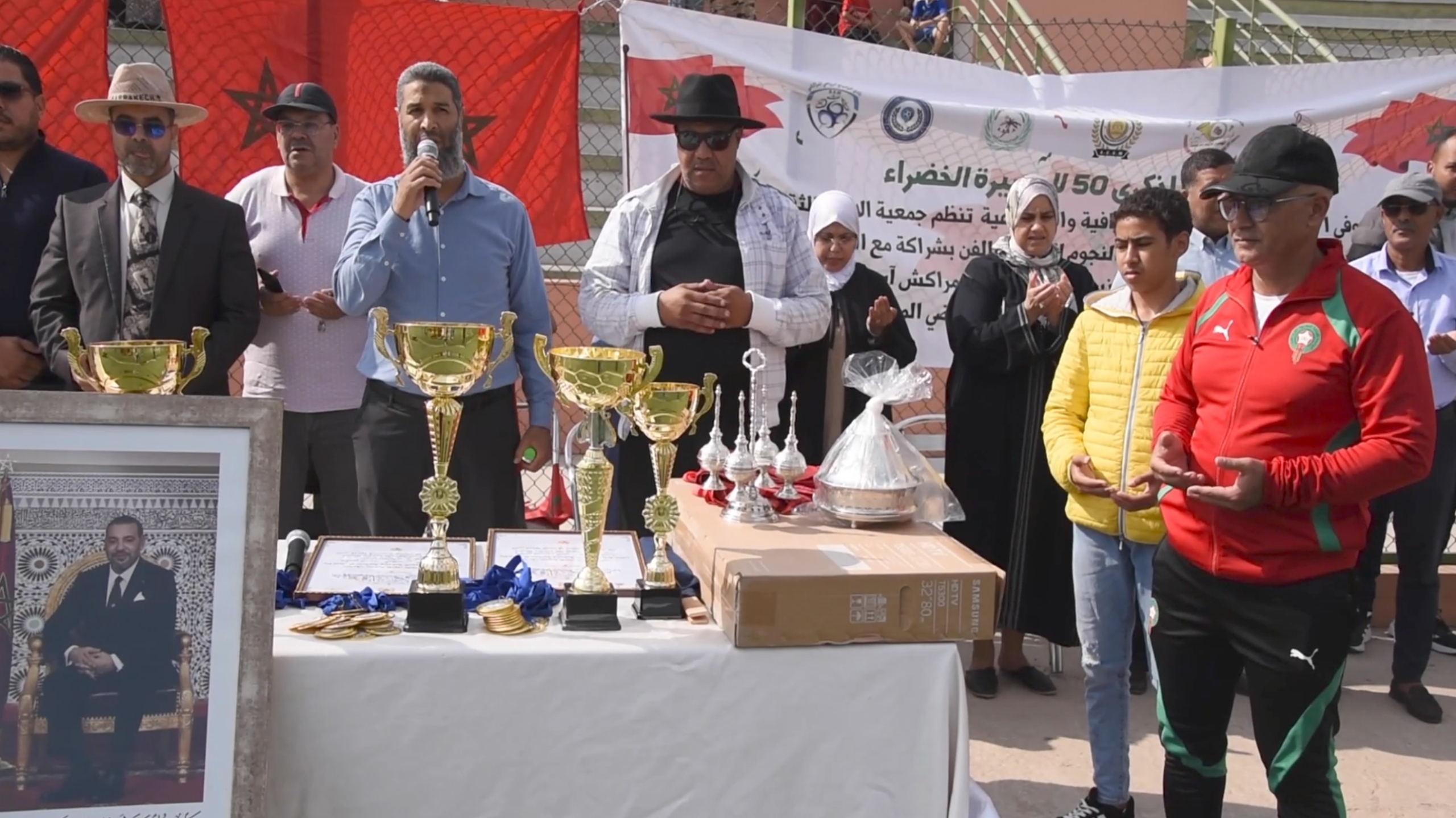 تزامناً وذكرى المسيرة الخضراء.. جمعية الأنوار مراكش تنظم دوري كرة قدم +فيديو