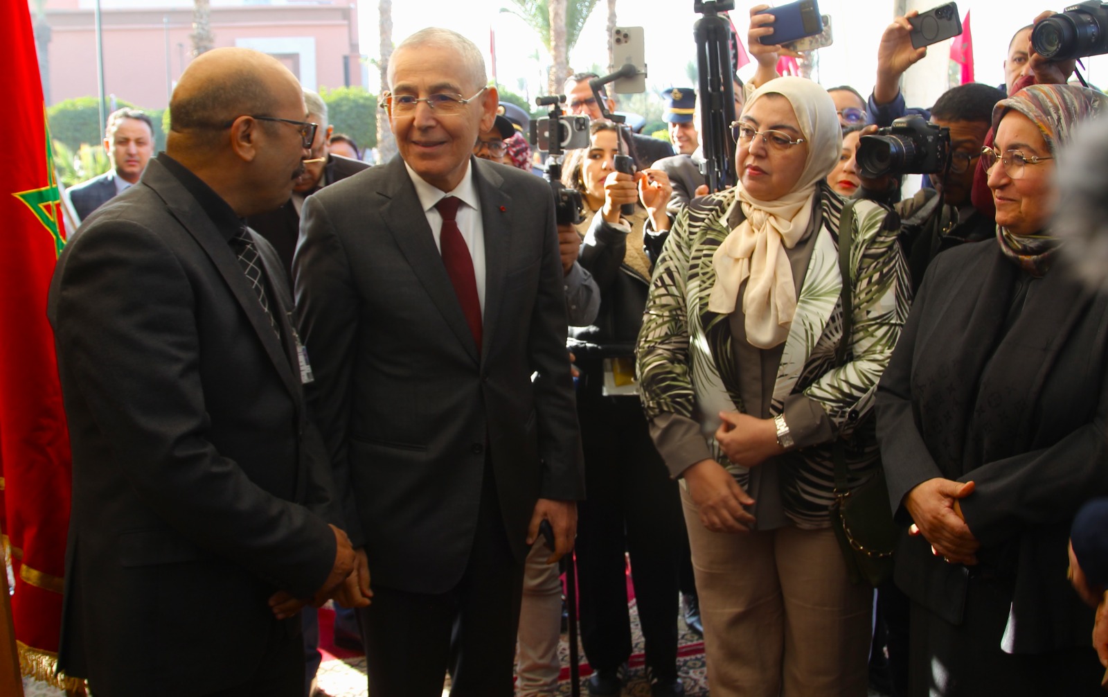 بالفيديو.. خطيب والي جهة مراكش أسفي يترأس حفل تسليم معدات مشاريع مدرة للدخل لفائدة 10 مفرج عنهم من السجون