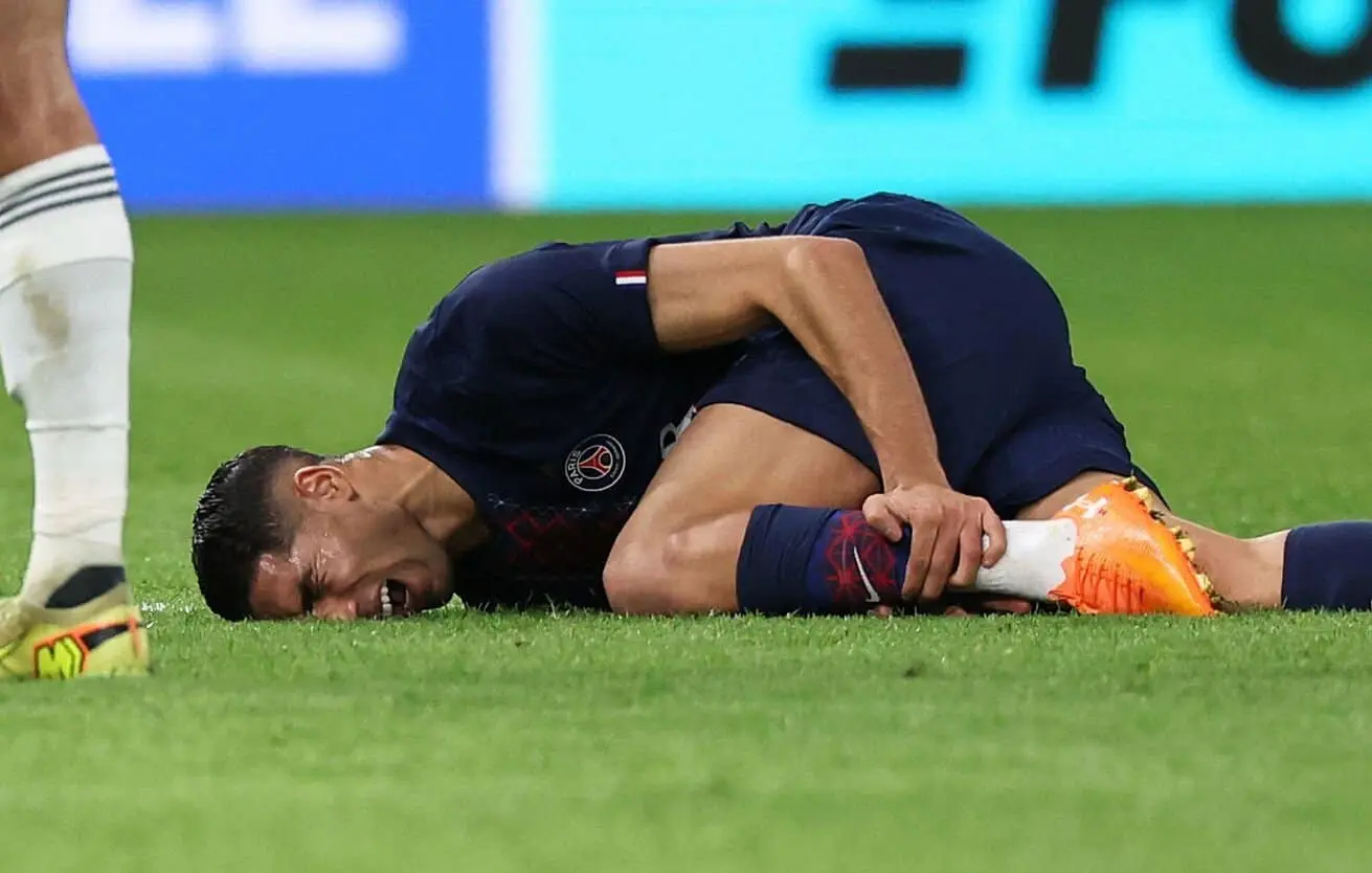 إصابة أشرف حكيمي.. اشتباه في التواء حاد بالكاحل قبل موعد كأس أمم إفريقيا