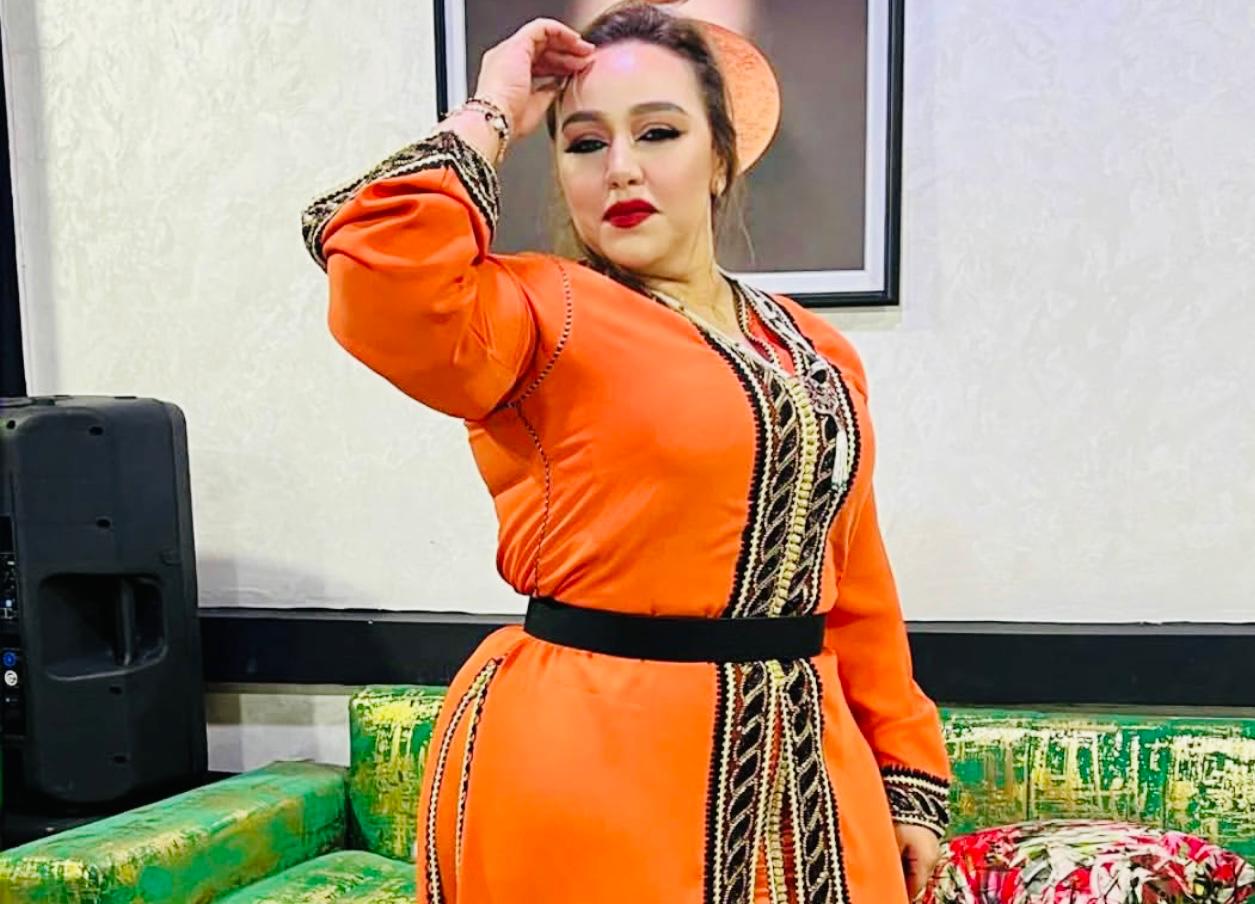 تتحدى الملل.. الشيخة “تراكس” تنزل بثقلها في سوق الإشهار الرقمي وتبدأ بحفر اسمها فأوقفها إن استطعت