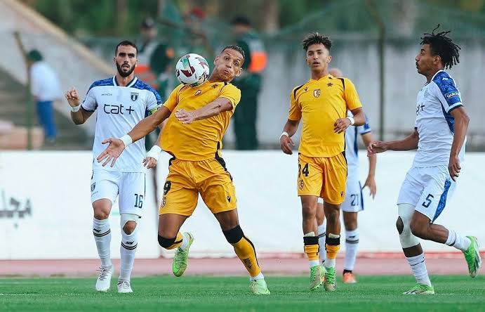 بعد استقالة المدرب والمدير الرياضي.. رئيس اتحاد تواركة يقدم استقالته لتوالي الأخطاء التحكيمية