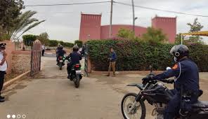 فرقة الدراجين بقلعة السراغنة تُسقط مروج خمور.. حجز 140 قنينة جعة