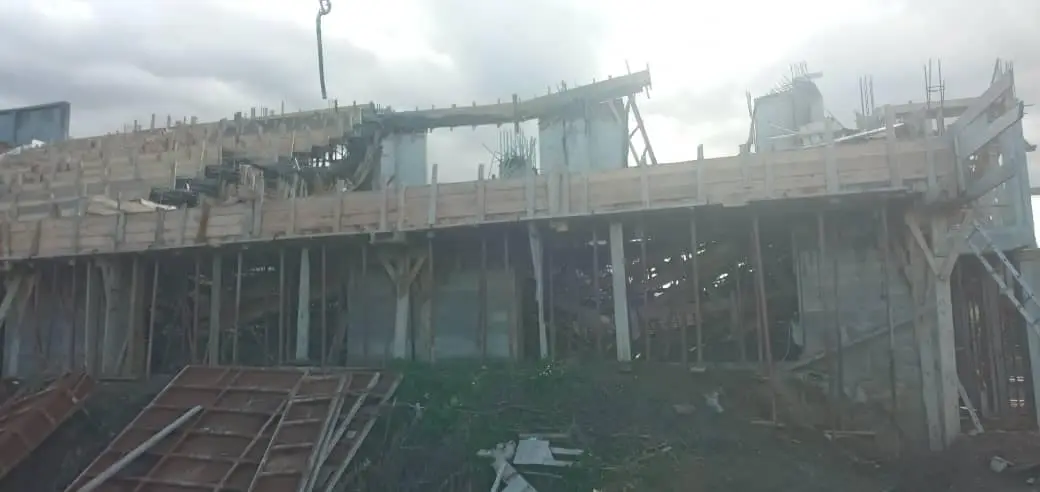 الجزائر.. انهيار جزئي لمدرجات ملعب قيد الإنجاز ببومرداس يُصيب 5 أشخاص