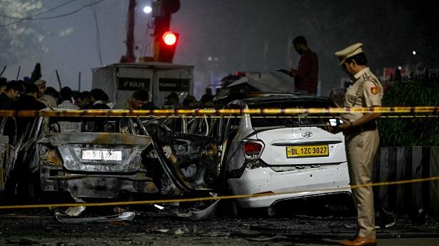 ثمانية قتلى و19 جريحا بانفجار سيارة في نيودلهي
